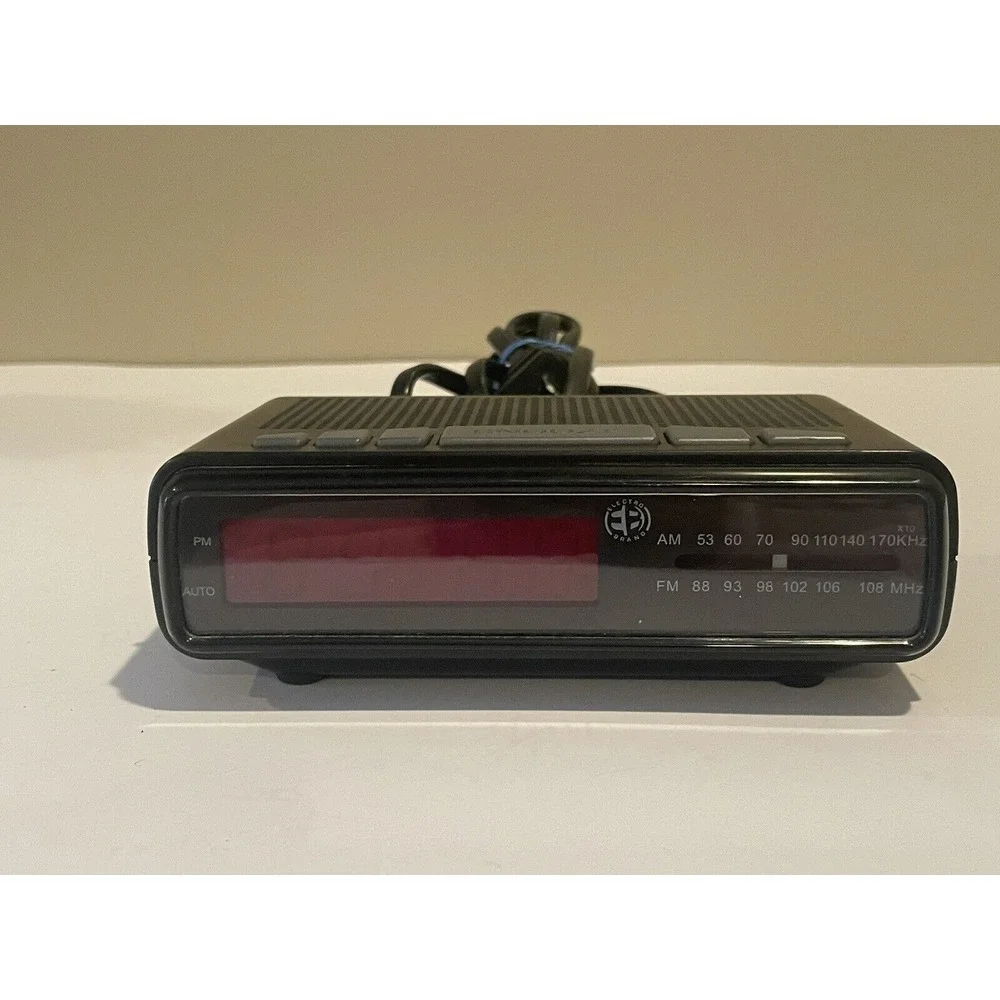 Electro Brand Digital AM/FM Radio Alarm Clock Model 4610 Tested And Working‎